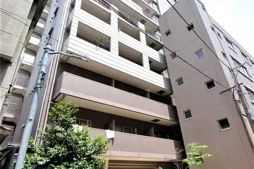 エスティメゾン秋葉原の外観