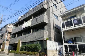 ルーブル早稲田参番館の外観