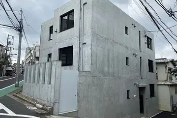 ノア哲学堂の外観