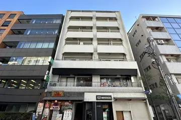 ハイツサト赤坂の外観