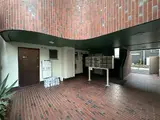 山口第二ビル エントランス