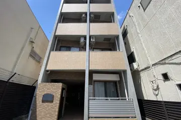 ジュネス白金の外観