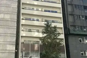 麹町ロイヤルマンションの外観