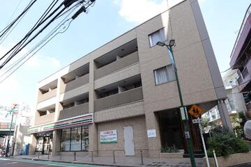 PLATZ中井の外観