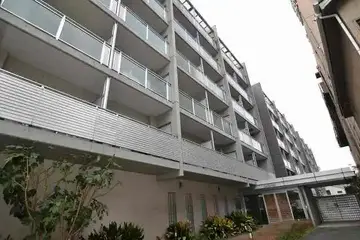 ビイルーム新宿の外観