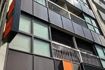 小西ビルの外観