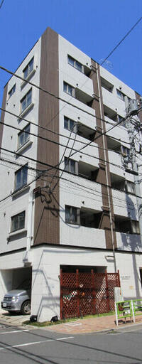 ラグジュアリーアパートメント御徒町
