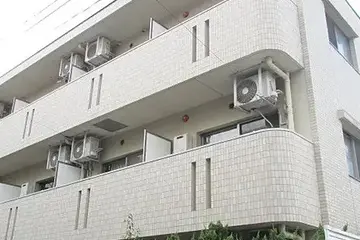 レヴィールシティ西新宿の外観