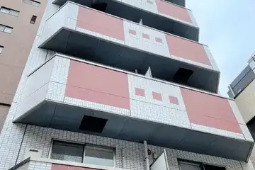 ラヴィエント浅草駅前の外観