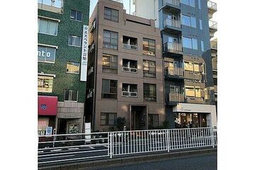 松中ビルの外観