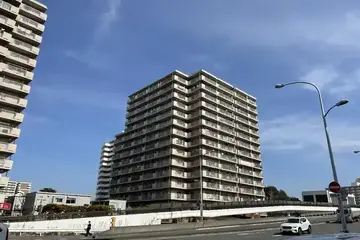 東大島ファミールハイツ2号館の外観
