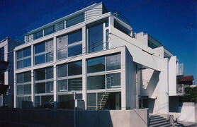 アピカ代々木上原