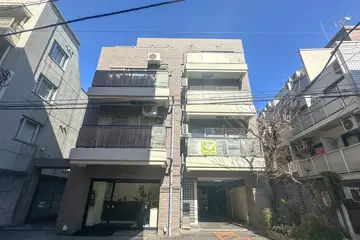 ベルセル南青山の外観