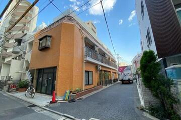 第一中清ビルの外観