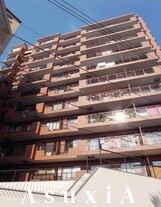 南青山ロイアルハイツ