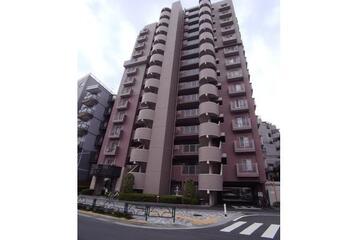 ランドステージ東大島エグゼタワーの外観