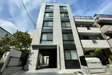 プラティーク森下の外観