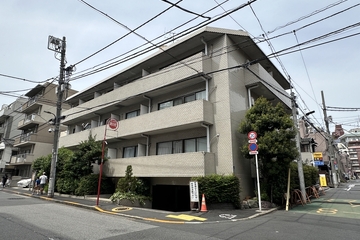 メゾン東麻布の外観