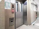 メインステージ青山 エントランス