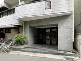 フロムファーストビル エントランス