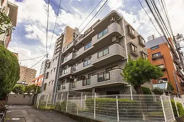 エレガンス代々木の外観