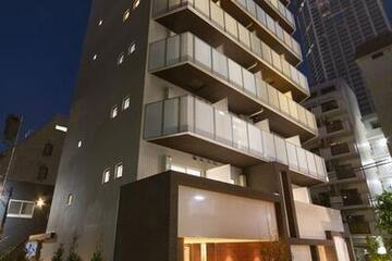 クレイシア新宿パークコンフォートの外観