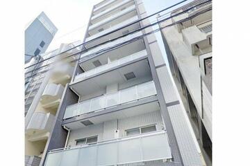 パレコート新宿の外観