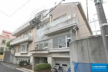 CSヒルズの外観