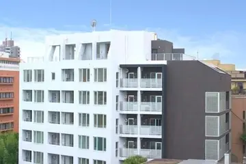 アパートメンツ元麻布内田坂の外観