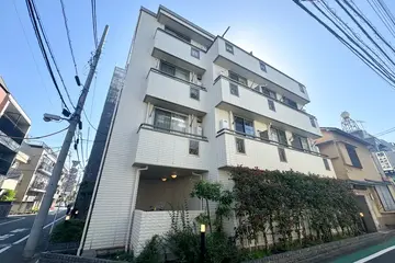 グランディール・タキオの外観
