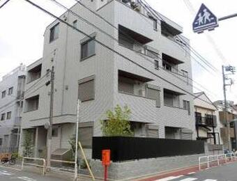 I-House
