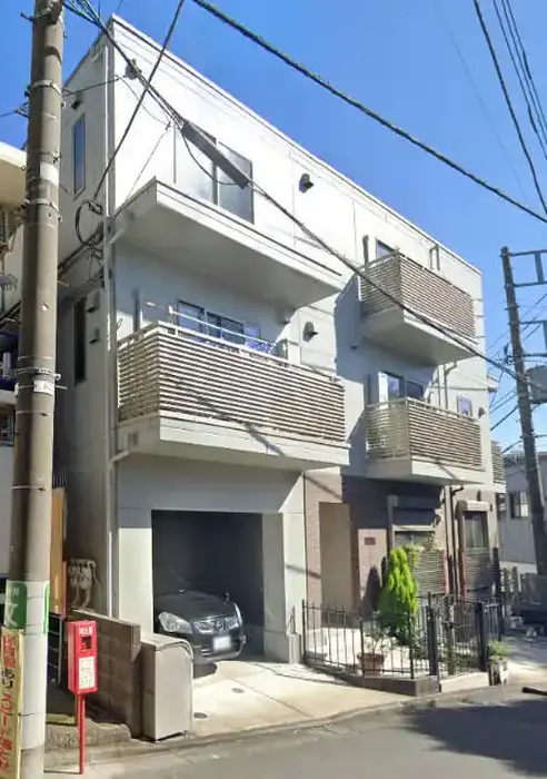 Montserrat Yoyogi Uehara