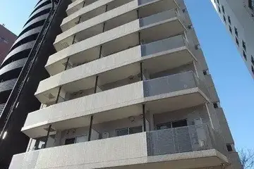 コンシェリア西新宿の外観