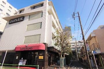 六本木デュープレックスエムズの外観