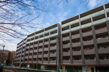 レジディア中落合 A棟の外観