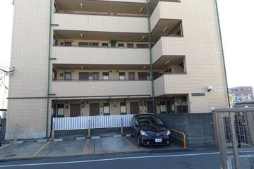 クレドール千川の外観