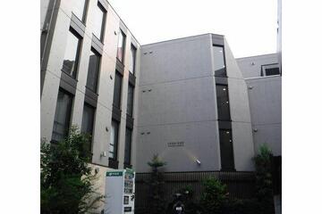 LEGALAND市谷薬王寺の外観