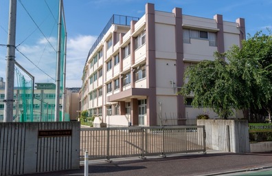 志村第三中学校