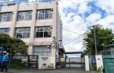 馬込東中学校