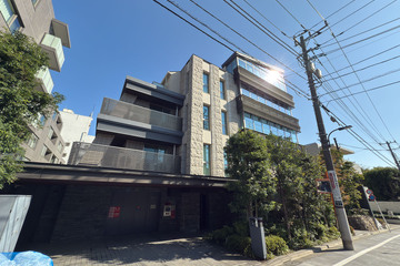 プラウド市谷砂土原町の外観