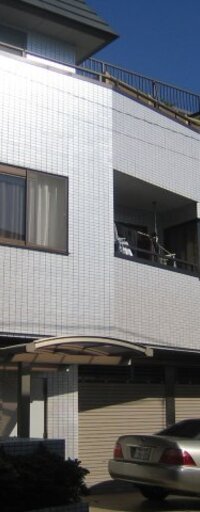 ワイ・イー・ビル