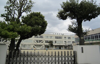 京陽小学校