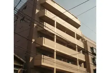 ルミエール門前仲町の外観