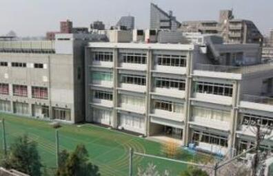 山谷小学校