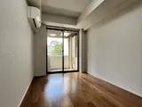 ミッドガーデン赤坂氷川