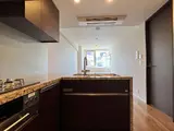 ミッドガーデン赤坂氷川