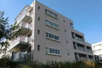 サンコート四谷の外観