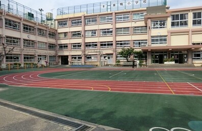 巣鴨小学校