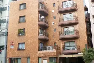メゾンヨーラクの外観