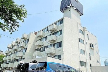 日興パレス高田馬場の外観